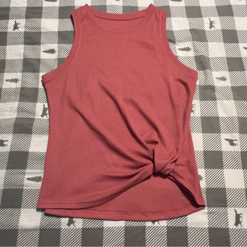 Pink knot tanktop